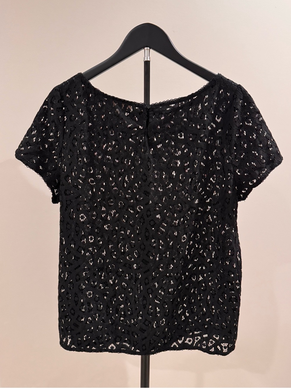 LOFT Black Lace Short-Sleeve Women’s Top